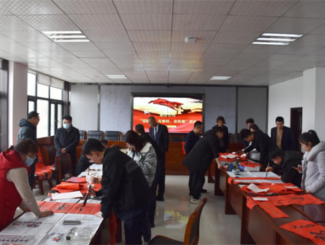 翰墨迎新春  浓情送祝福—— 新区公司“迎新春  写春联  送祝福”活动尽显浓浓年味
