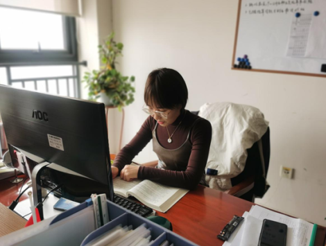 奋勇彰显巾帼力量 ——记2021-2022年度“三八红旗手”..
